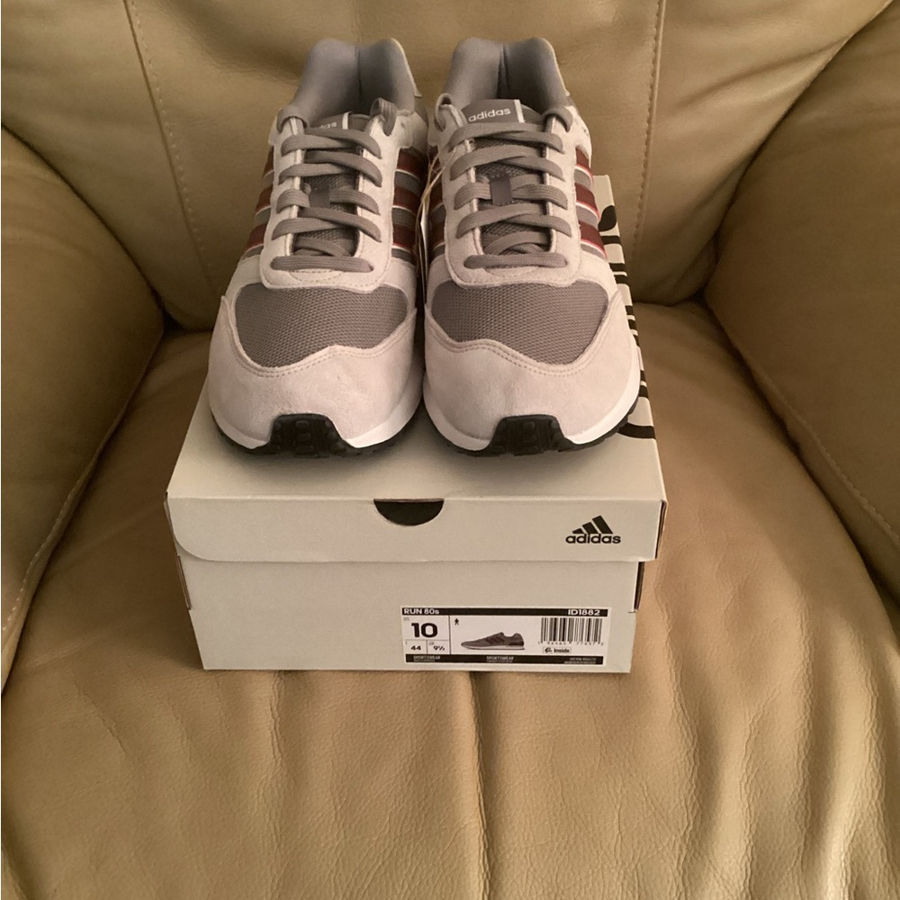Adidas Men's Gray and Red Sneakers